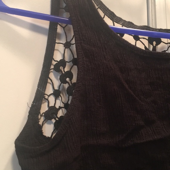 H&M open back crop top - Picture 2 of 4